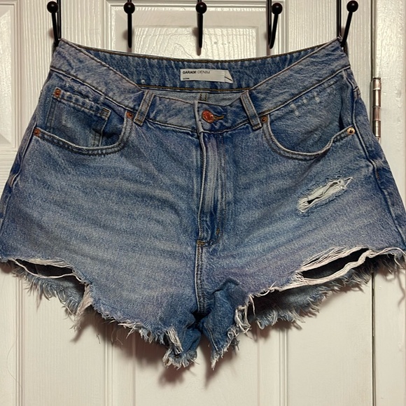 Garage size 7 - Picture 1 of 2